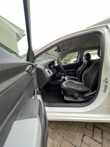 Chevrolet Onix Hatch 1.0 4P FLEX LS