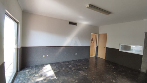 Imagen 12 de 30 de Casa En Renta De 3 Plantas Ideal Para Oficinas En Colonia Re