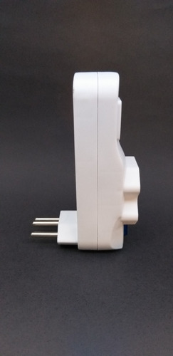 Adaptador Múltiplo 2 Tomadas (2p + T) + 2 Usb 2,1a Exatron