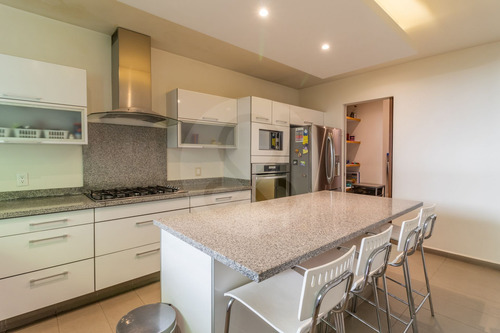 Residencia Con Finos Acabados