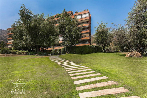 Departamento En Venta De 4 Dorm. En Las Condes