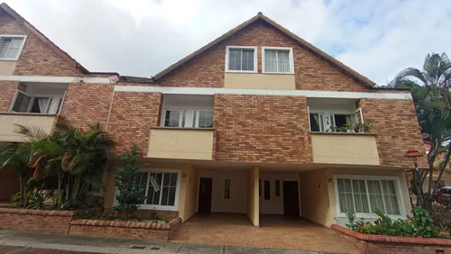 Casa En Arriendo En Cañaveral. Cod A9403
