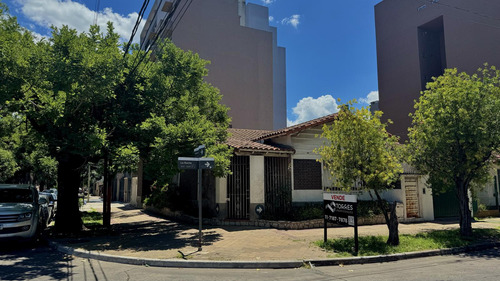 Venta De Casa 3 Ambientes En Moron Sur