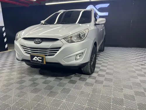 Hyundai Tucson IX35 GL 2.0 4X2