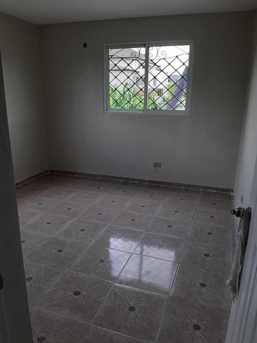 Apartamento En Alquiler Madre Vieja Sur