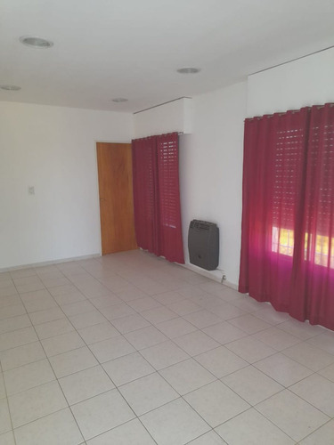Complejo De Departamentos Sobre Crio. Valerga 1528