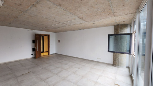Venta Oficina Polo Empresarial Km 41 Acceso Oeste