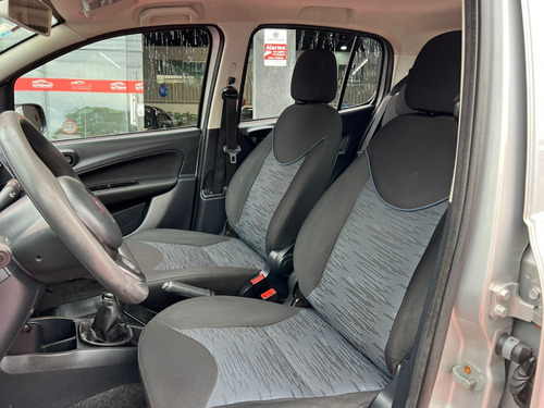 Fiat Uno 1.0 Attractive Flex 5p
