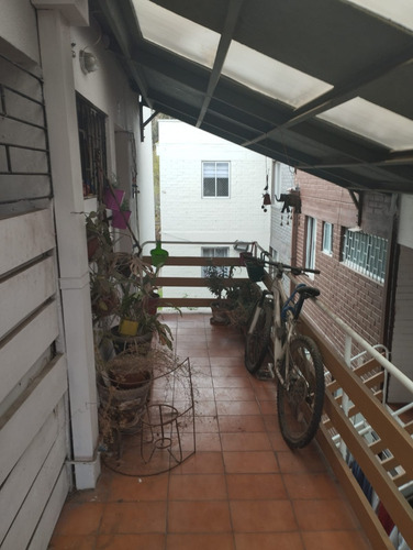 Departamento En Vital Apoquindo/pasaje Olga