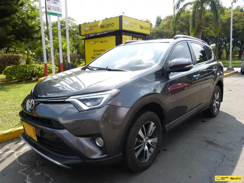 Toyota RAV4 2.0 Xroad