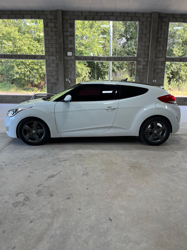 Hyundai Veloster 1.6 130cv At