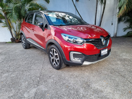 Renault Captur 2.0 Iconic At