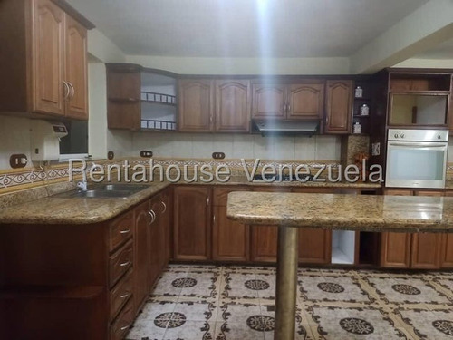 Norgelin Diaz Alquila Casa Comercial En El Centro De Barquisimeto Cod.25-14630