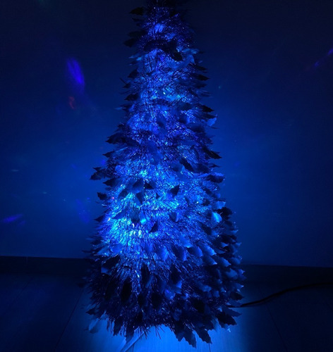 Imagen 10 de 10 de Arbol De Navidad Espiral Plegable 1,10 Mts Hojas Con Luz Led