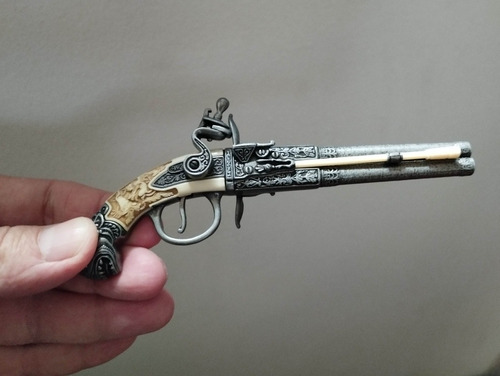 Imagen 2 de 3 de Colección Armas Antiguas 12cm En Metal Excelentes Detalles