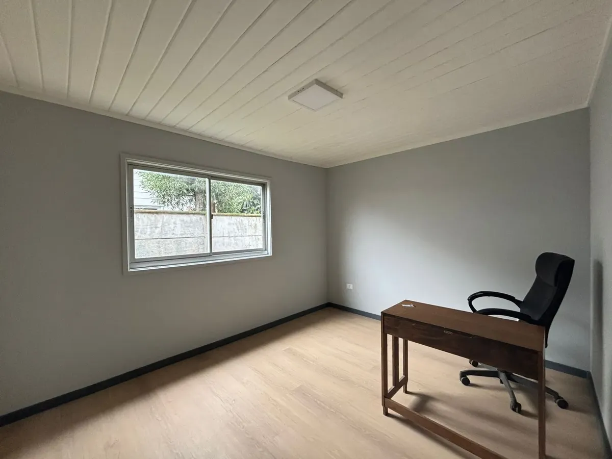 Imagen 5 de 12 de Casa Para Uso Profesional O Familiar