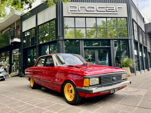 Ford Falcon
