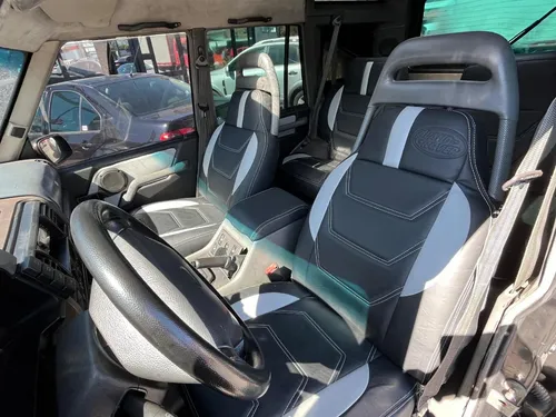 Land Rover Discovery 4.0cc At Aa 4x4