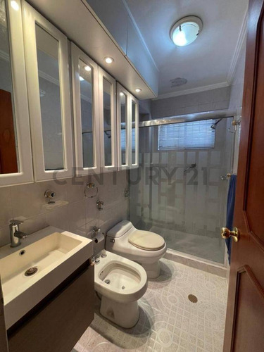 Venta De Apartamento Urb. Prebo Resid. San Andrés Vi