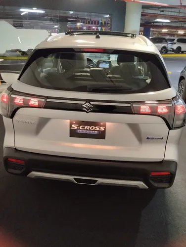 Suzuki S-Cross 4x2 At
