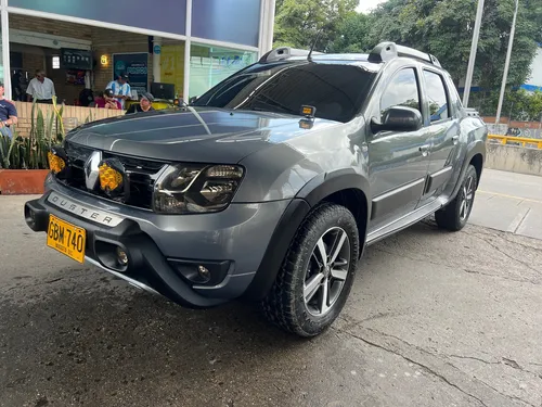 Renault Duster Oroch 2.0 Intens 4X4