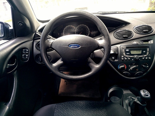 Ford Focus 2.0 Edge Mp3 2008