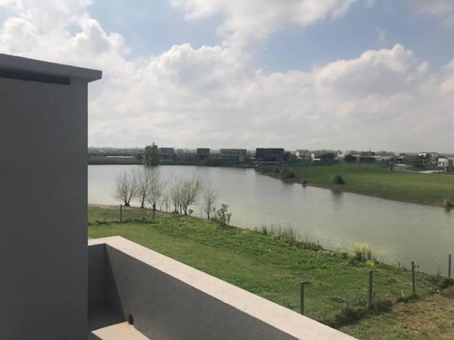 Imagen 13 de 21 de Casa En Venta En El Canton Norte - Maroto Propiedades
