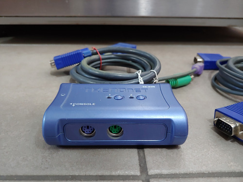 Switch Kvm Conmutador Ps2 Para 2 Pc 2 Monitores Trendnet (Usado)