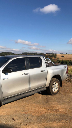 Imagem 3 de 6 de Toyota Hilux 2019 2.8 Sr Cab. Dupla 4x4 Tdi Aut. 4p