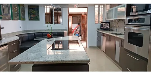 Casa En Venta: La Lagunita.