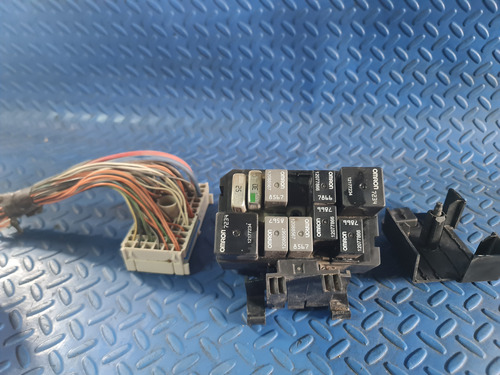 Caja De Relevadores Chevrolet Tahoe, Silverado, 5.3 L 2010 (Usado)