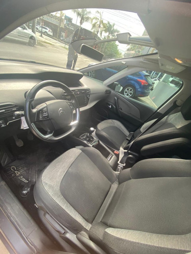 Imagen 15 de 16 de Citroen C4 Picasso Feel Pack Hdi