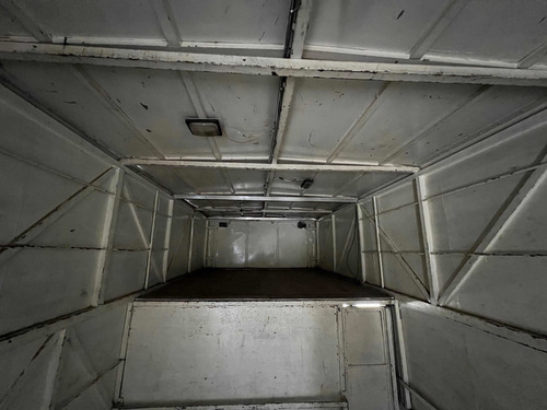 Imagen 24 de 25 de Mercedes-benz 1518 Con Caja Totalmente Equipada Y Balancín