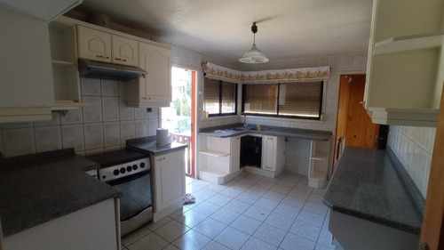 Casa Con 3 Dorm+3 Baños En Maitencillo, Año Corrido