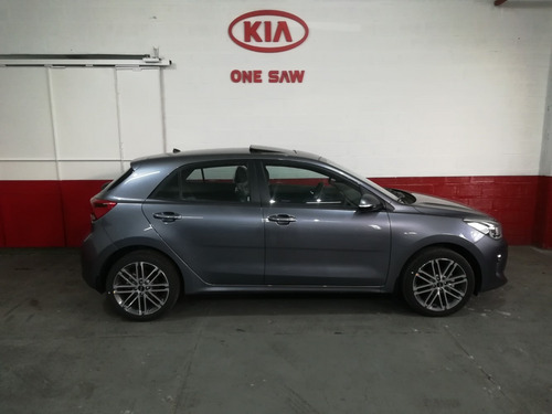 Imagen 14 de 21 de Kia Rio 2022 Sx At