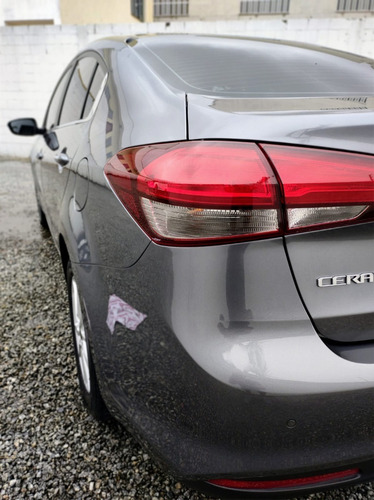Imagem 5 de 11 de Kia Cerato 1.6 2018