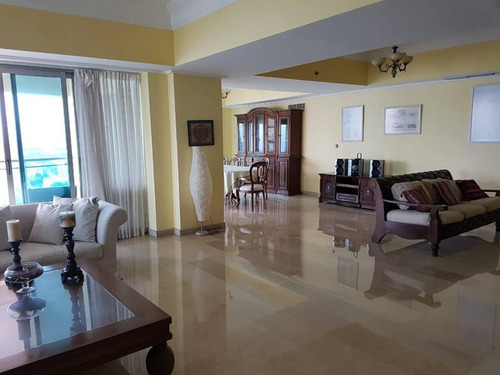 Vendo Hermoso Apartamento De 362 Mts2 En Malecón Center 