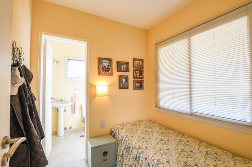Imagen 11 de 30 de Casa De 4 Dormitorios En Venta Con Piscina En Barrio Cerrado Aldea Fisherton