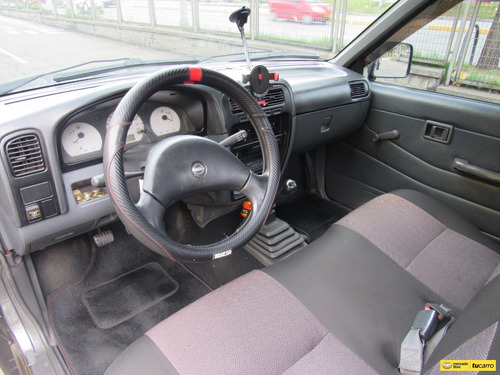 Imagen 15 de 25 de Nissan D21 2.4l