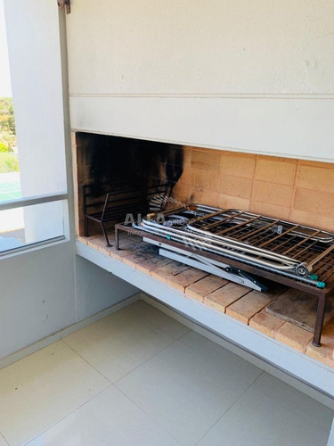 Imagen 23 de 28 de Venta De Hermoso Apartamento A Metros Del Mar