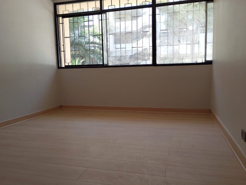Excelente Depto. Remodelado En Primer Piso