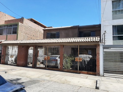 Casa 333mts2 En Urb. Los Cipreses - Cer. Lima *negociable*