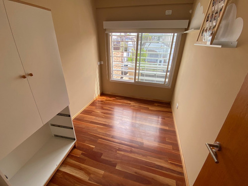 Imagen 9 de 20 de Semipiso En Venta De 3 Amb. Con 2 Cocheras Y Terraza Propia En Ramos Mejia