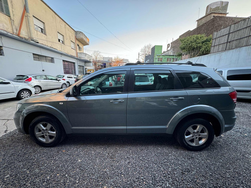 Dodge Journey 2.4 Sxt Atx (3 Filas)