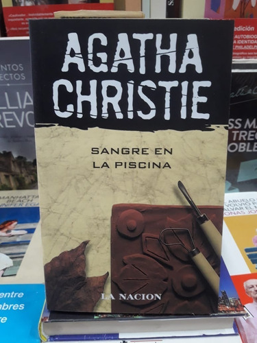 Sangre En La Piscina - Agatha Christie - Usado - Devoto