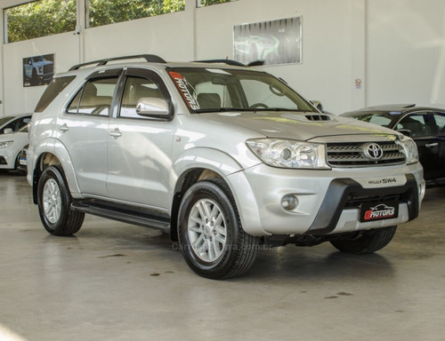 Toyota Hilux SW4 3.0 SRV 4X4 CD 16V TURBO INTERCOOLER DIESEL 4P AUTOMÁTICO
