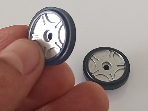 Imagen 6 de 10 de 4 Ruedas De Juguete Para Recrear Autos Y Robot Infantil