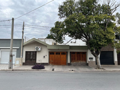 Venta Casa 3 Dormitorios Talleres Este -a. Crédito