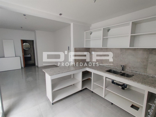 Imagen 11 de 16 de Departamento 2 Ambientes Con Gran Patio - Simbrón 3700