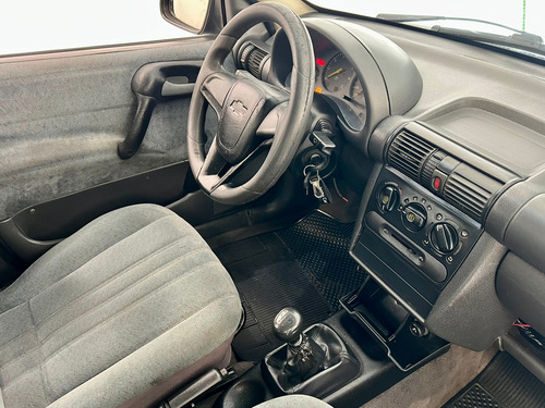 Chevrolet Corsa Corsa Hatch GL 1.6 MPFi 4p